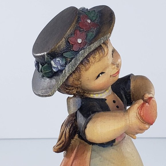 Anri Ferrandiz Wood Carved Girl Holding Heart Figurine Vintage *Chipped* - Picture 8 of 8